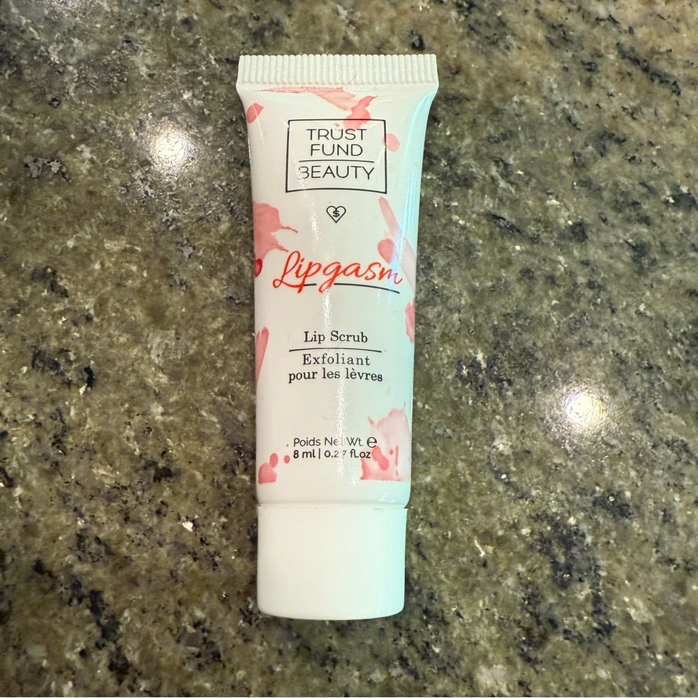 Trust Fund Beauty Lipgasm Lip Scrub Exfoliant Tube Skincare Exfoliating